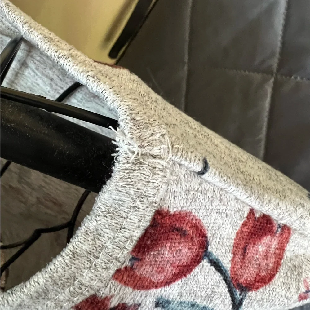 Active USA - L - Floral long sleeve crop top - Picture 3 of 7